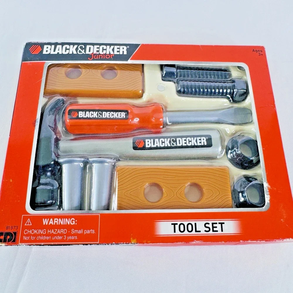 Black + Decker 10-Piece Junior Tool Set Hammer‎ Screwdriver Wood Screws